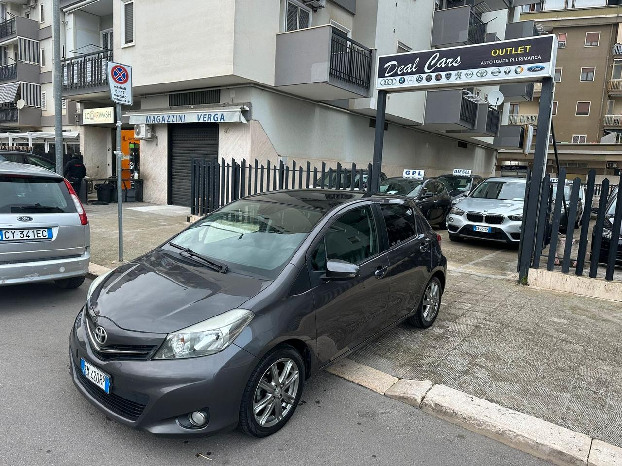 Toyota Yaris 1.4 D-4D 5 porte Lounge