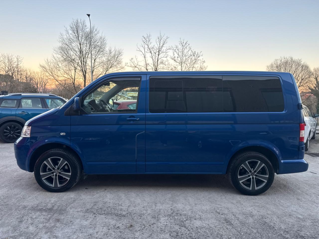 Volkswagen Transporter Caravelle 2.5 TDI/131CV PC Comfortline