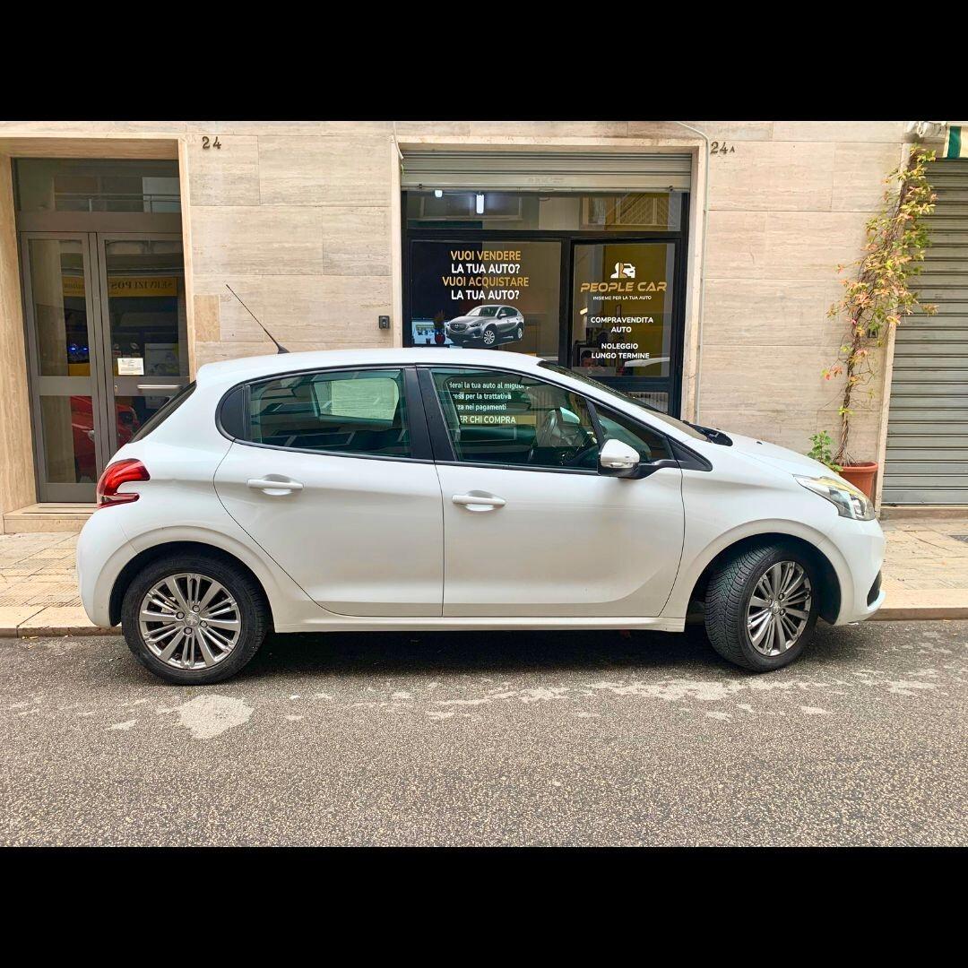 Peugeot 208 82 5p. GPL Allure **NEOPATENTATI**
