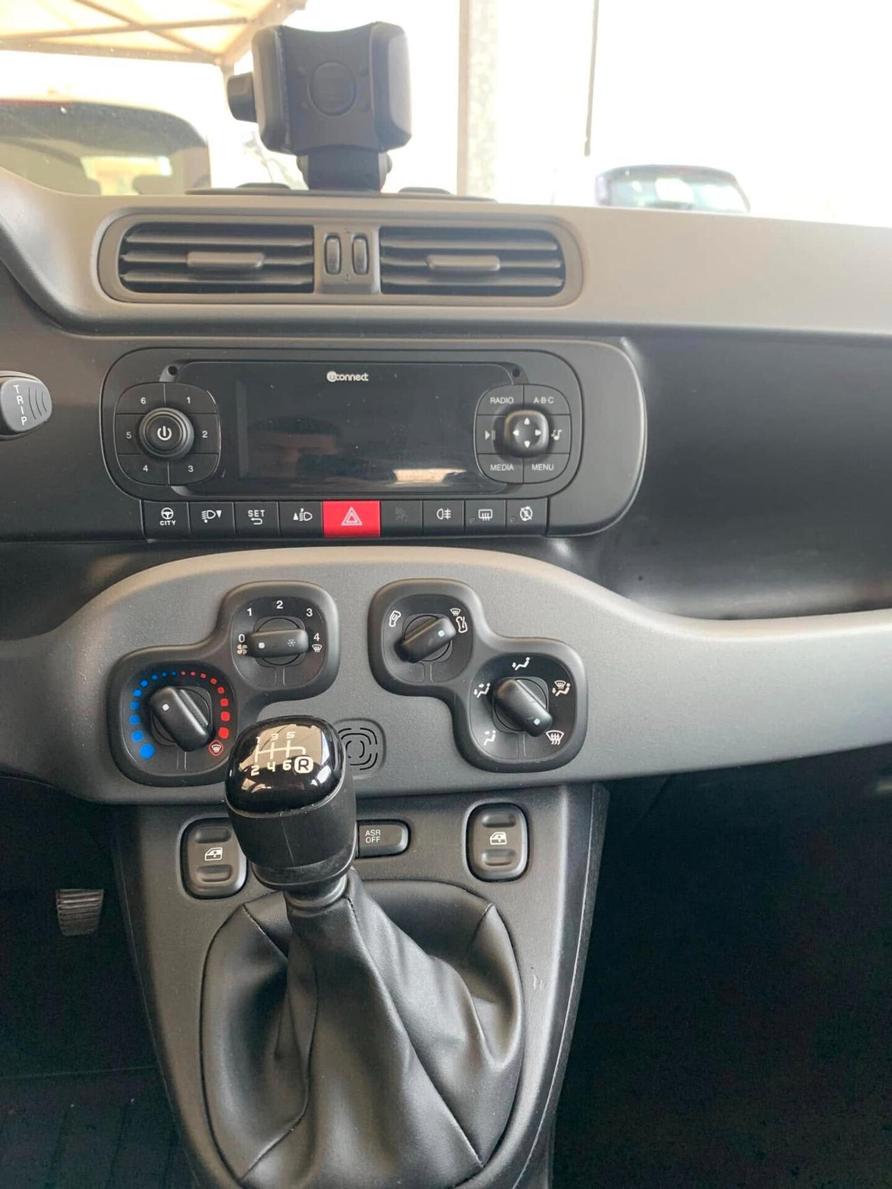 Fiat Panda 1.0 70cv Hybrid City Life uniprò