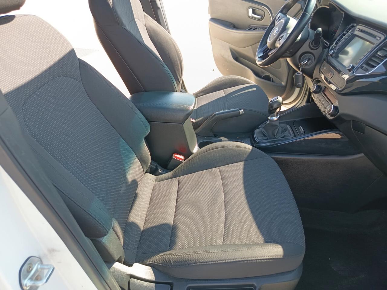 Kia Carens 1.7 CRDi 115 CV Class 7 posti
