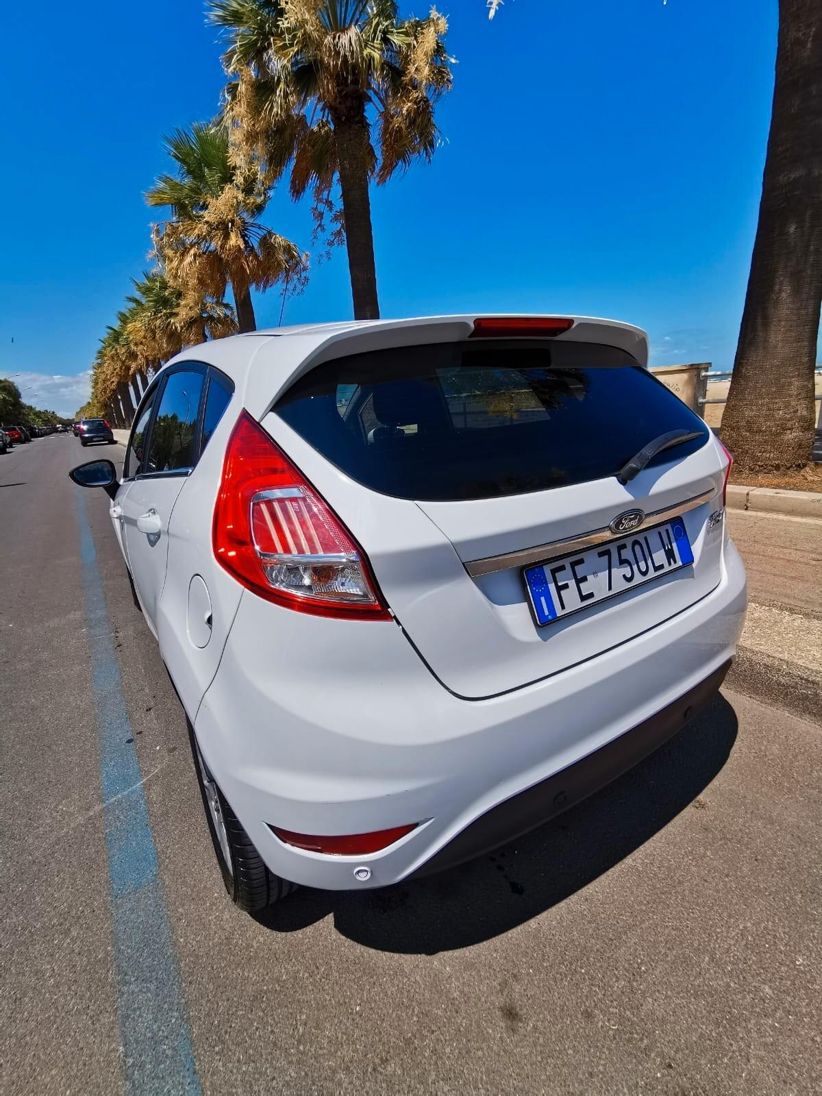 Ford Fiesta 1.4 5p. Bz.- GPL Titanium - 2016