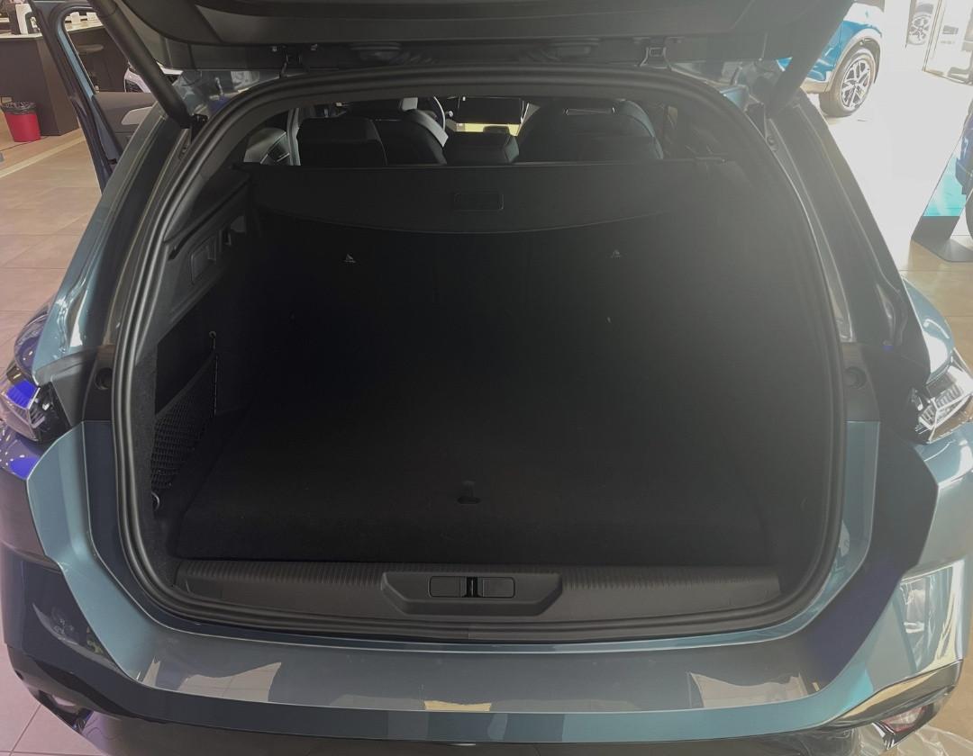 PEUGEOT New Peugeot 308 SW GT Plug-in Hybrid 195CV Automat