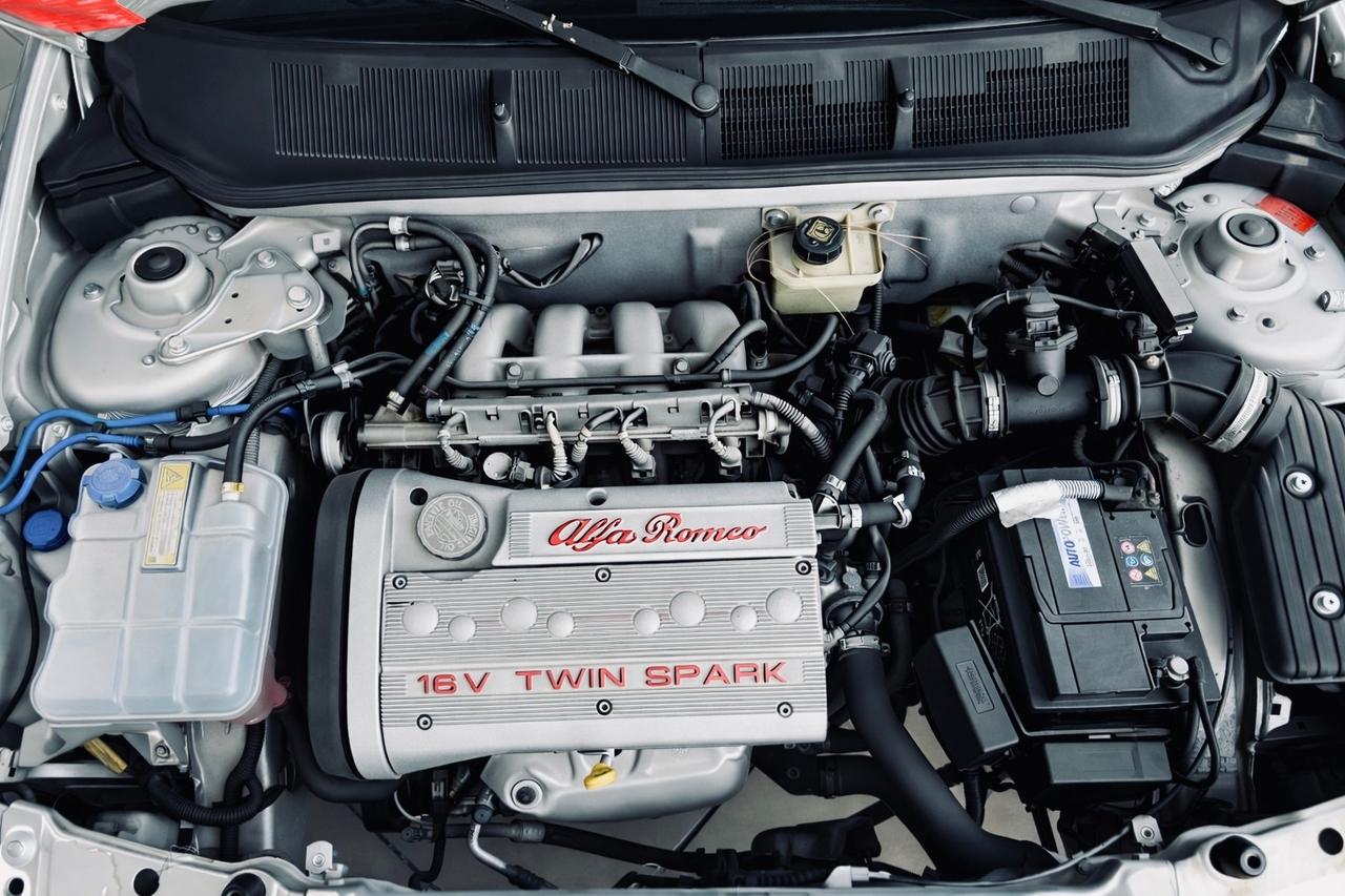 Alfa Romeo 146 1.6i 16V Twin Spark cat - ASI