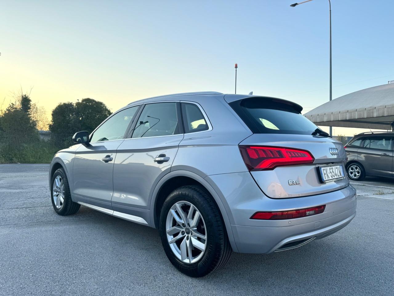 AUDI Q5 2.0 TDI 190cv Quattro Sport-Led Navi 18