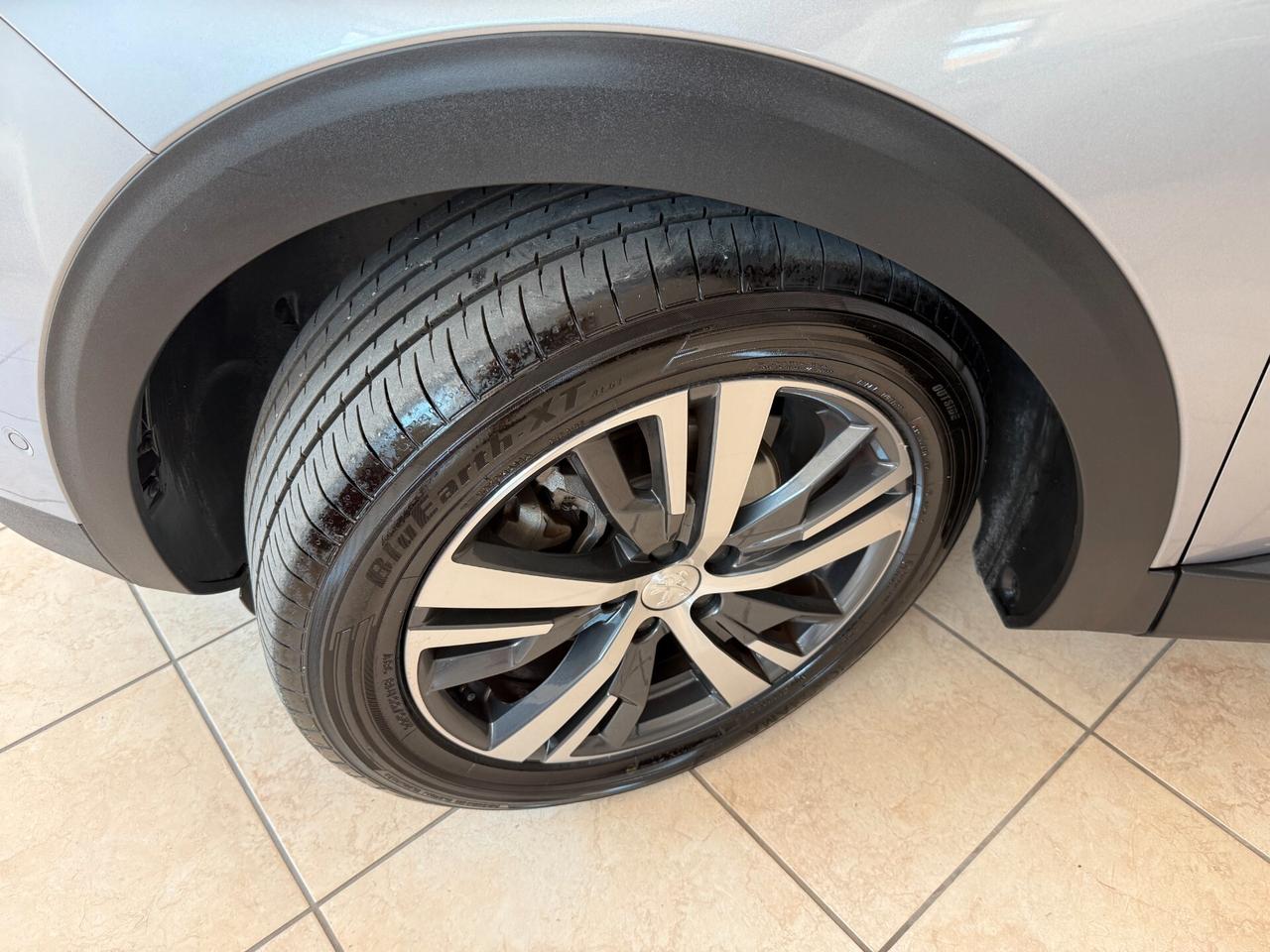 Peugeot 3008 BlueHDi 130 S&S EAT8 Allure Pelle Camera 360° Full