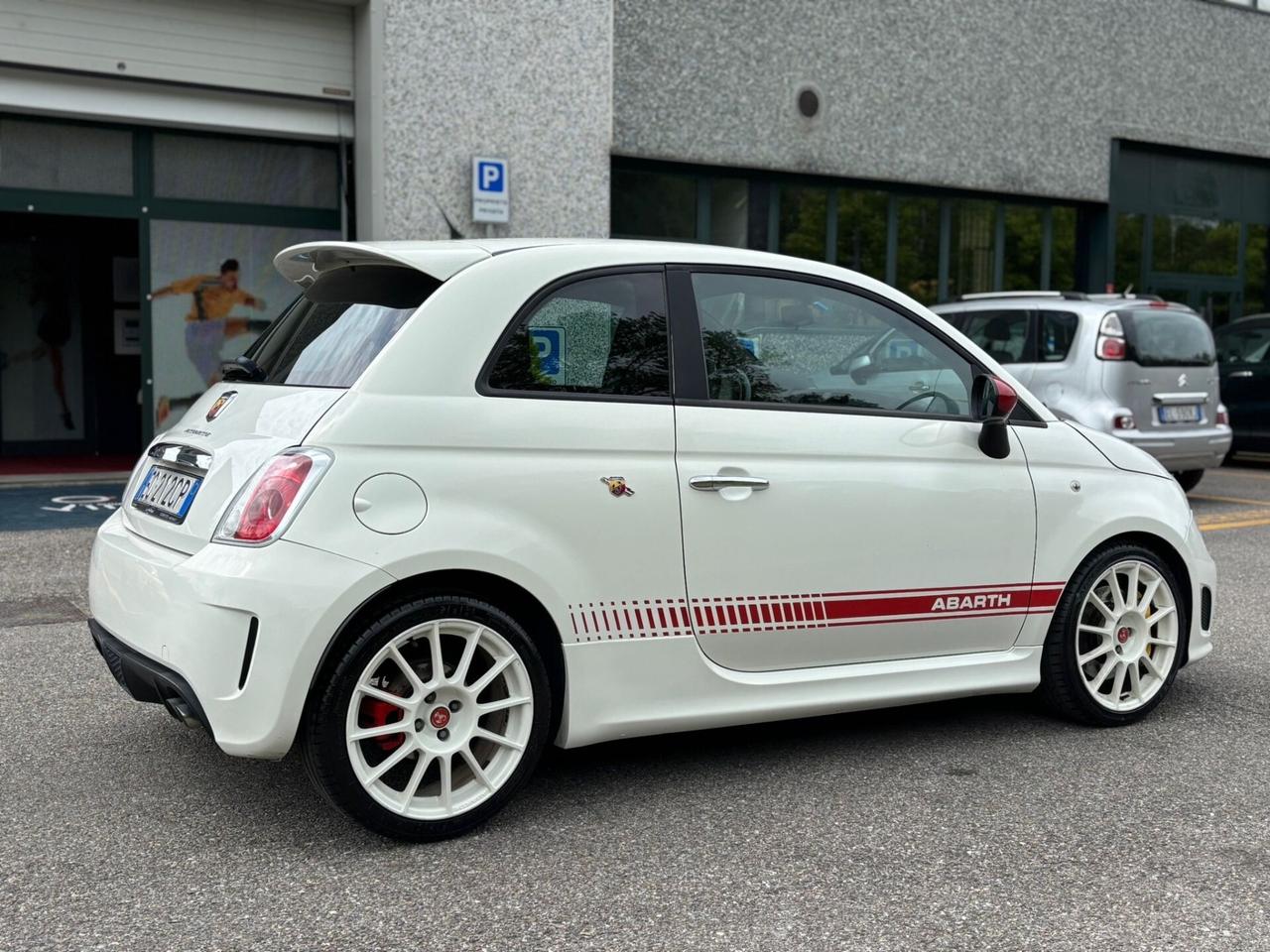 Abarth 500 1.4 160CV Turbo ESSESSE
