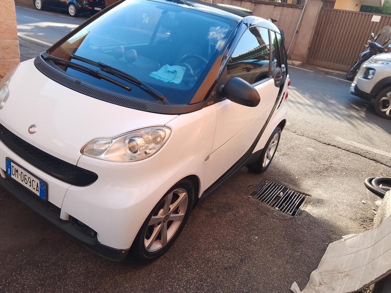 Smart ForTwo 1000 62 kW cabrio pulse