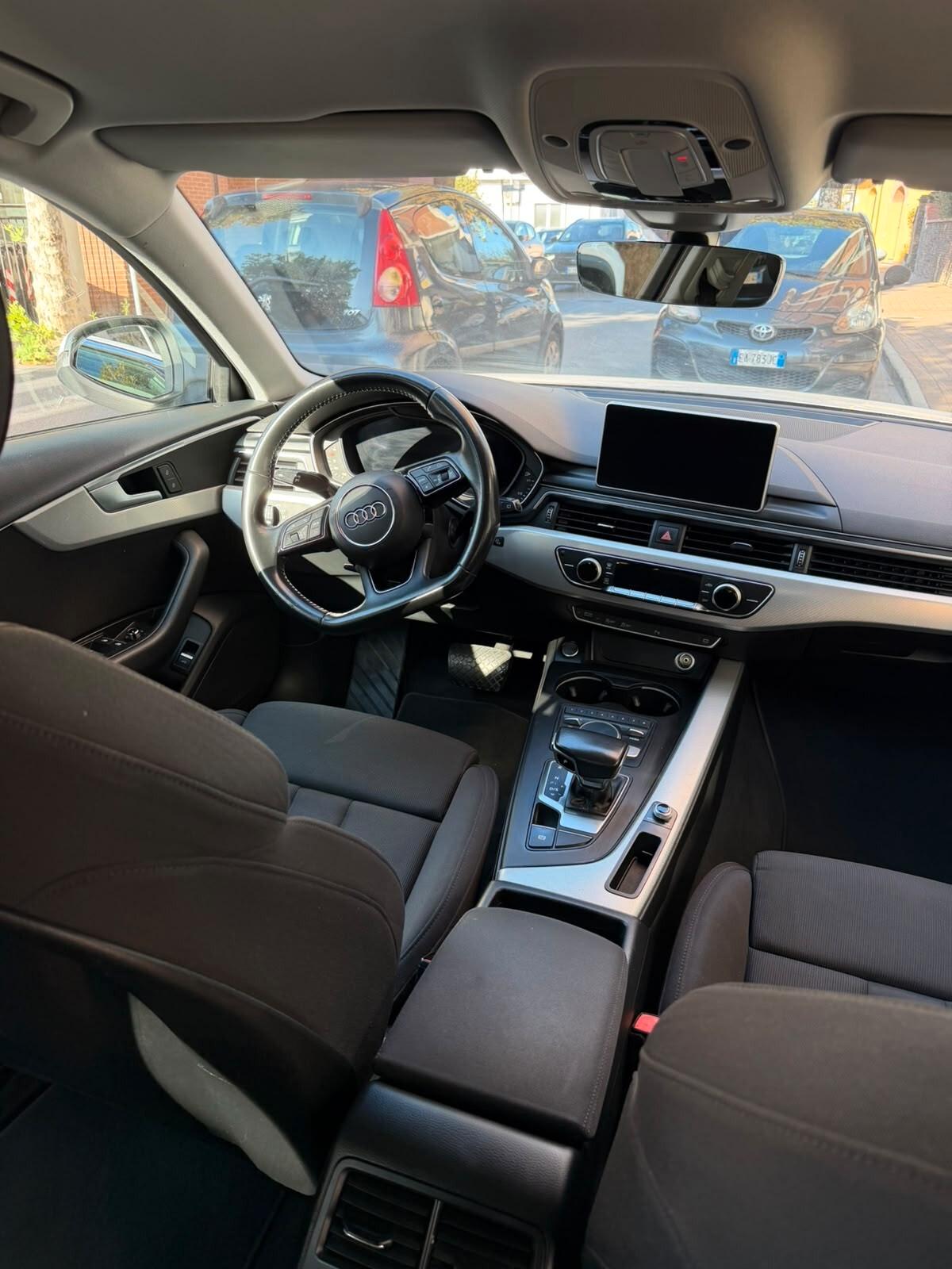 Audi A4 Avant 35 TDI S tronic