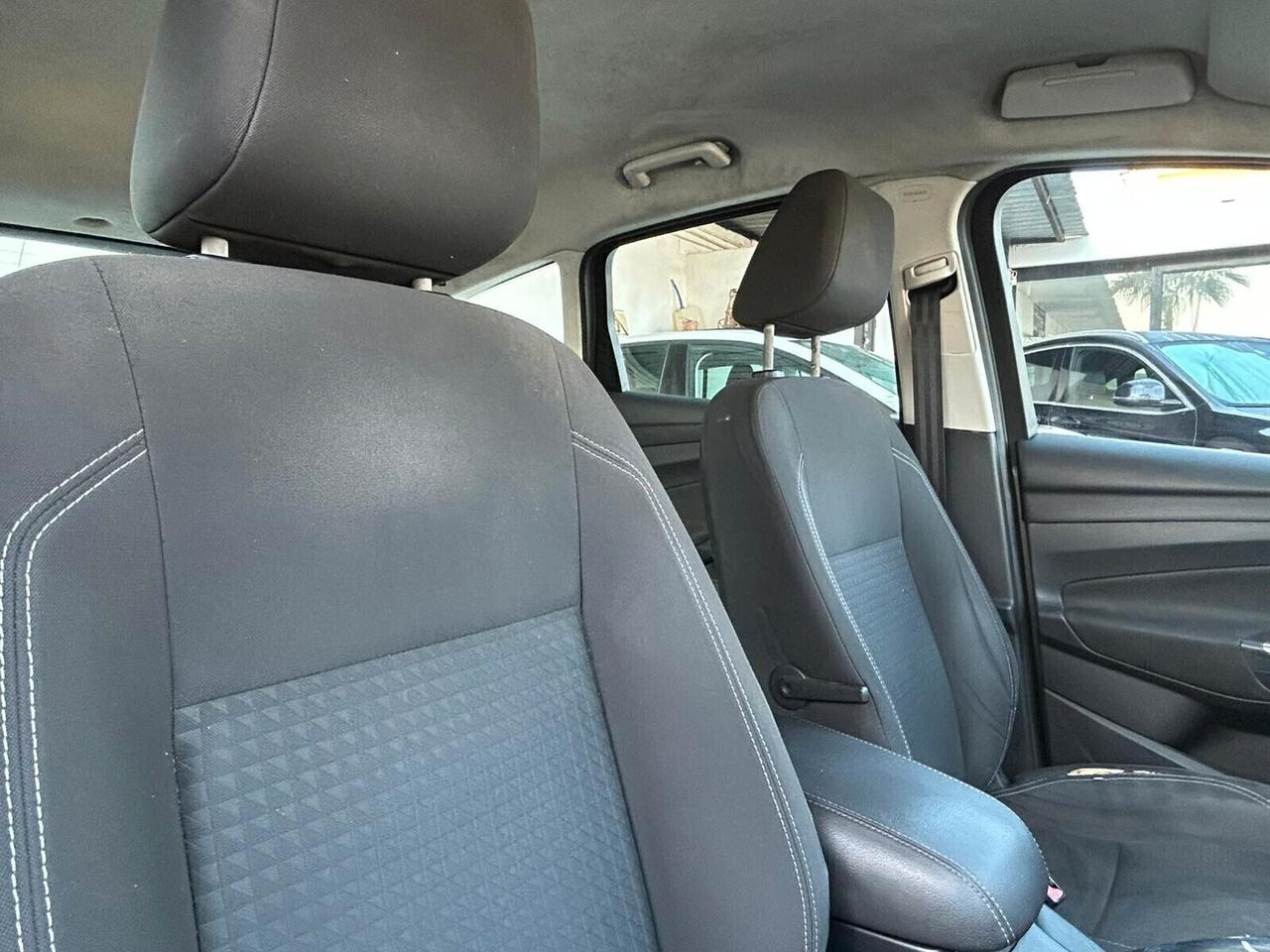 Ford C-Max 1.6 120CV GPL Titanium