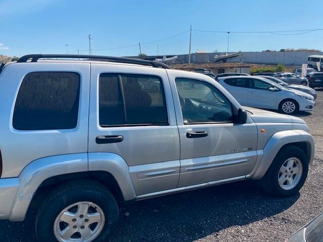 Jeep Cherokee 2.5 CRD Limited