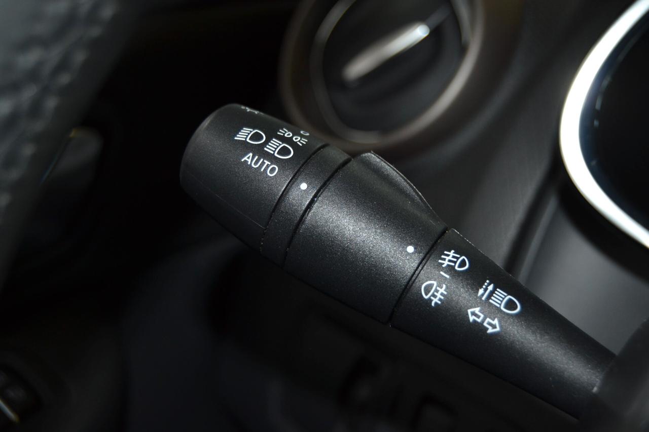 Renault Clio 1.5 dCi 75 CV Intens Navi/Xenon/Cruise/T.cam