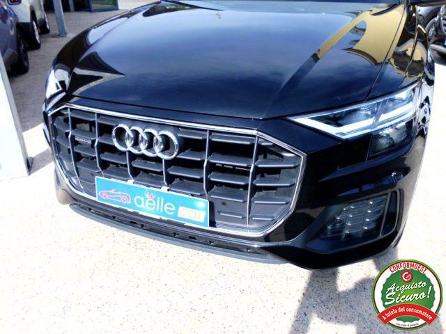 AUDI Q8 45 TDI quattro tiptronic Sport