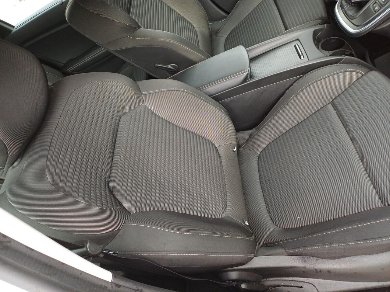Renault Scenic Scénic dCi 8V 110 CV EDC Energy Intens