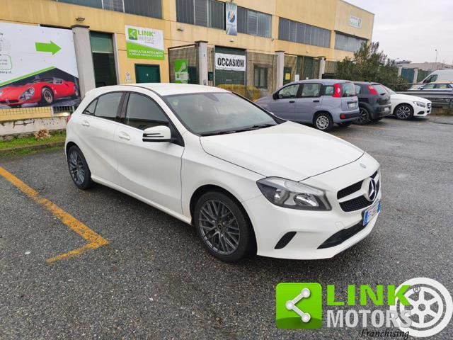 MERCEDES-BENZ A 180 d Premium