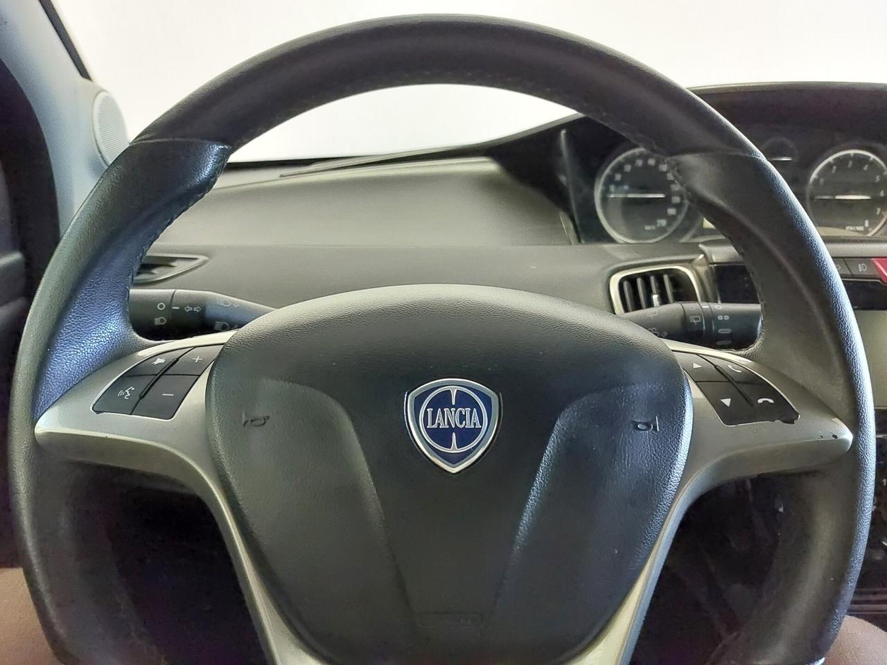 LANCIA Ypsilon 3ª serie Ypsilon 1.2 69 CV 5 po...