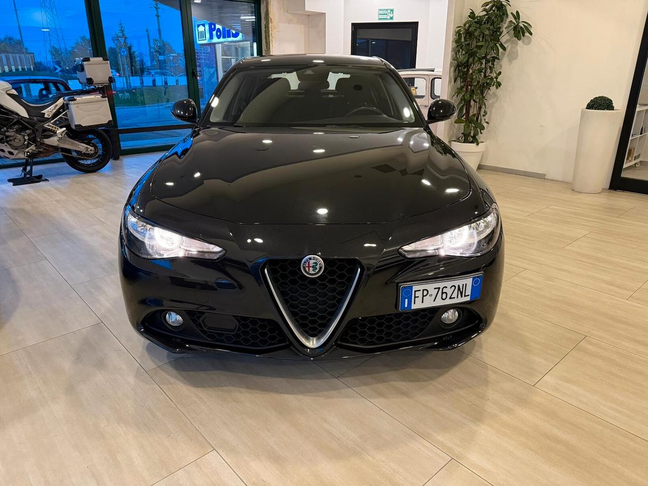 Alfa Romeo Giulia 2.2 Turbodiesel 136 CV Business