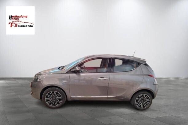 Lancia Ypsilon 1.0 69cv Hybrid/Benzina 43.000KM