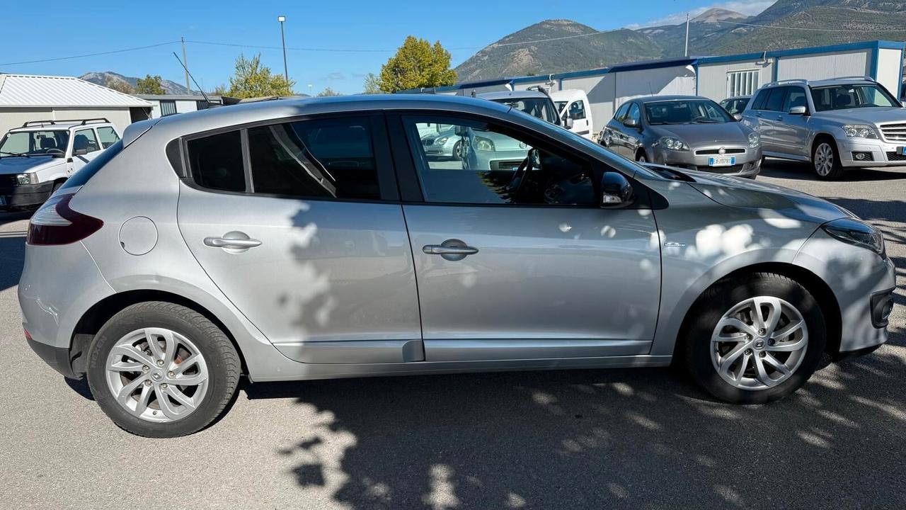 Renault Megane Mégane 1.5 dCi 110CV EDC Limited