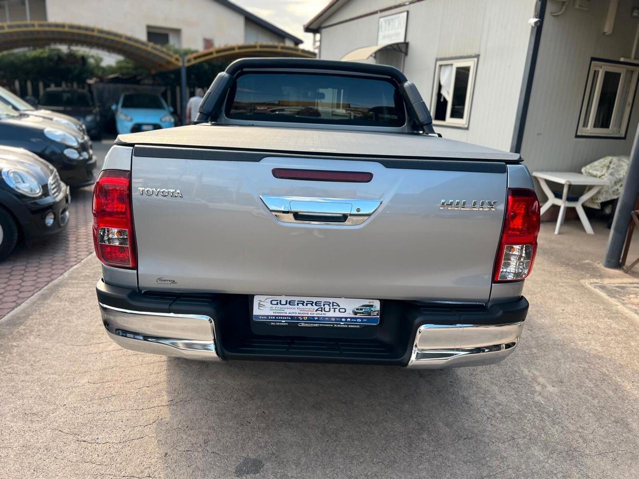 Toyota Hilux 2.4 D-4D 4WD 4 porte Extra Cab Lounge KM 45MILA UNICO PROP.4X4 IVA ESPOSTA