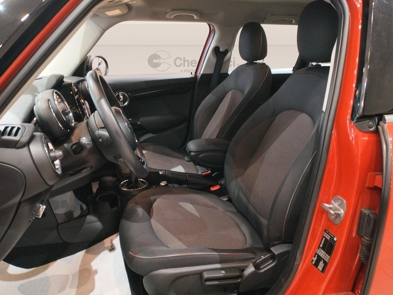 MINI One IV F55 2018 5 PORTE 1.5 Hype 102cv *NEOPATENTATI*