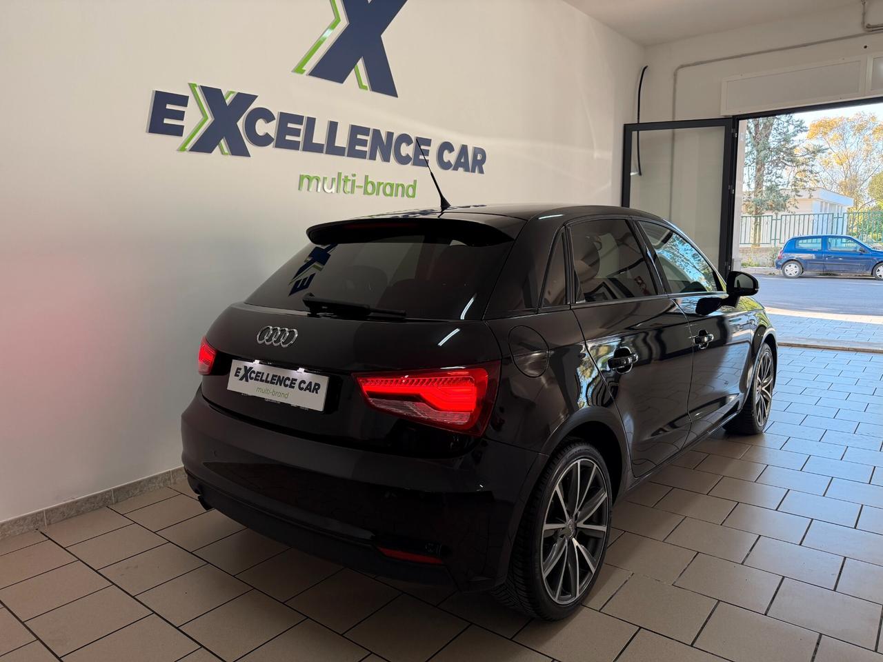 Audi A1 SPB 1.0 TFSI S-LINE LED/NAVI