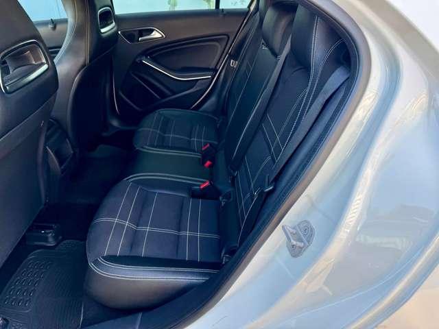 Mercedes-Benz A 180 d Automatic Sport