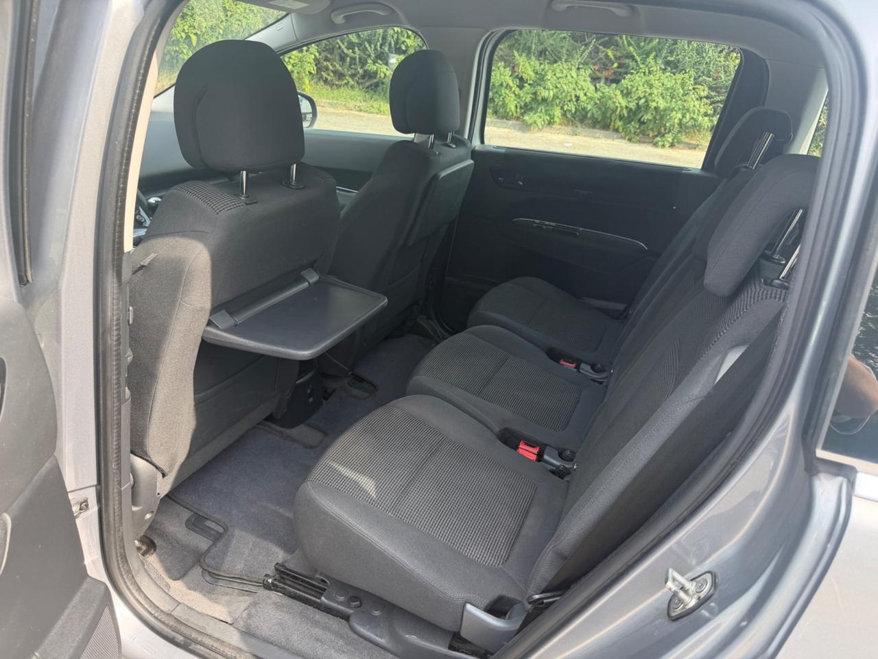 Peugeot 5008 Allure 7posti