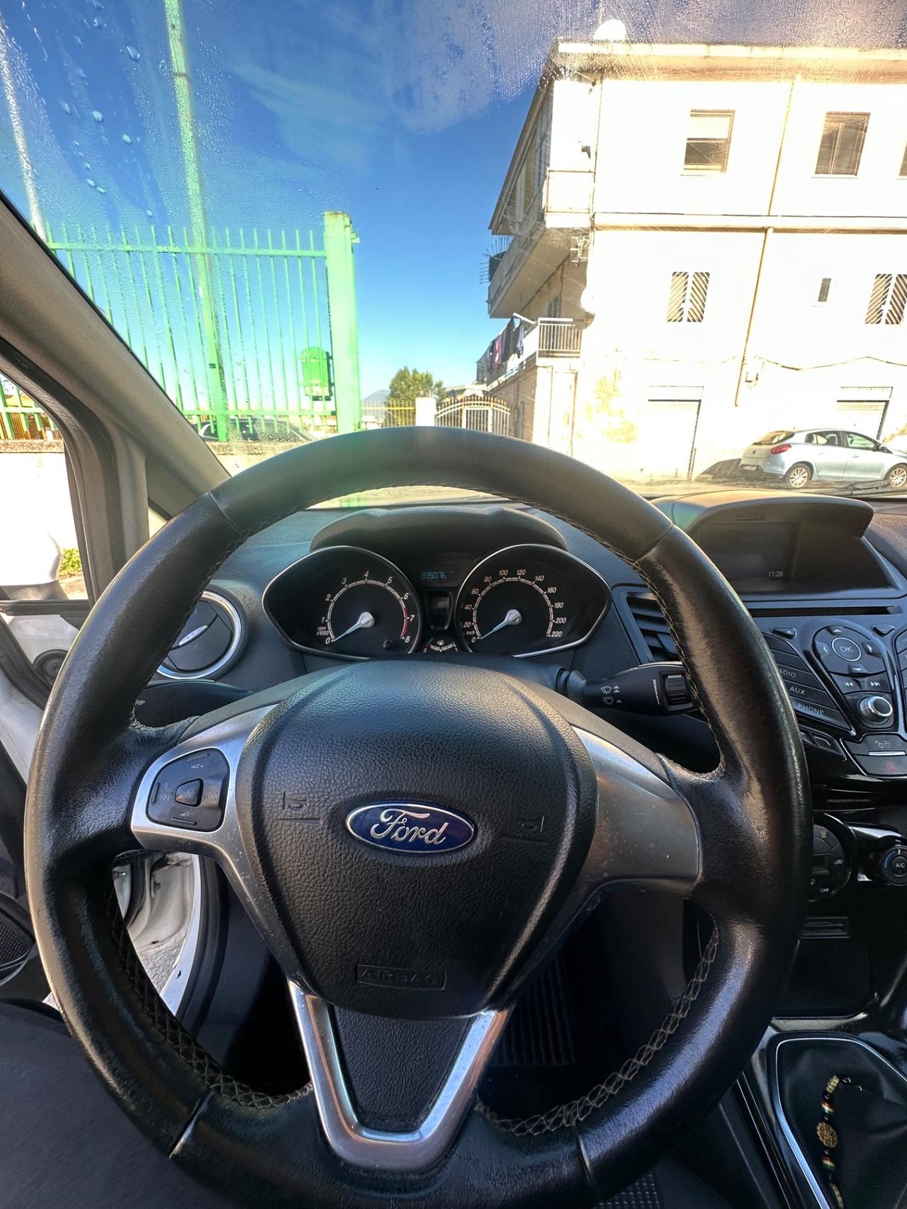 Ford Fiesta 1.2 60CV 5 porte Black & White Edition