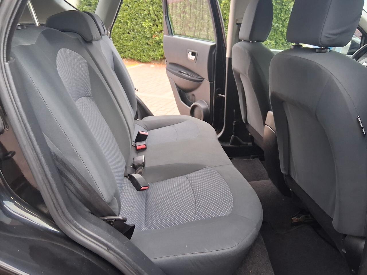 Nissan Qashqai 1.5 dCi DPF Tekna..KM 163 000..NEOPATENTATI. CELL 320 147 1147 WUATSAPP..3276540940
