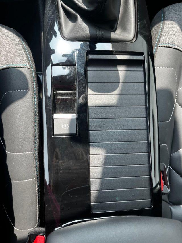 CITROEN C4 PureTech 130 S&S Shine KM0!!!!!!!