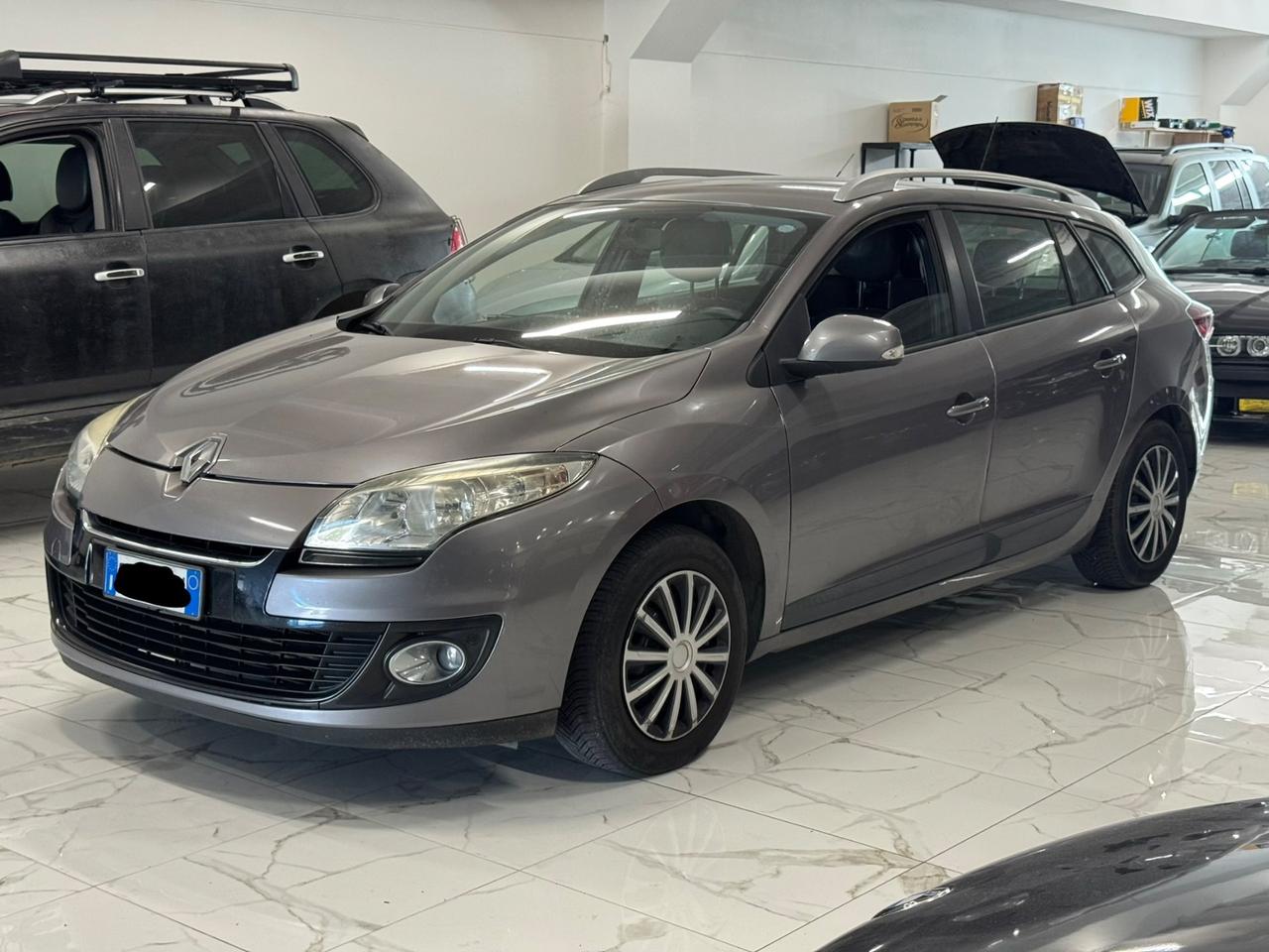 Renault Megane 1.5 Regenered Car NEOPAT.
