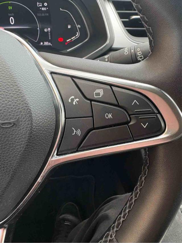 RENAULT Captur Full Hybrid E-Tech 145 CV Intens