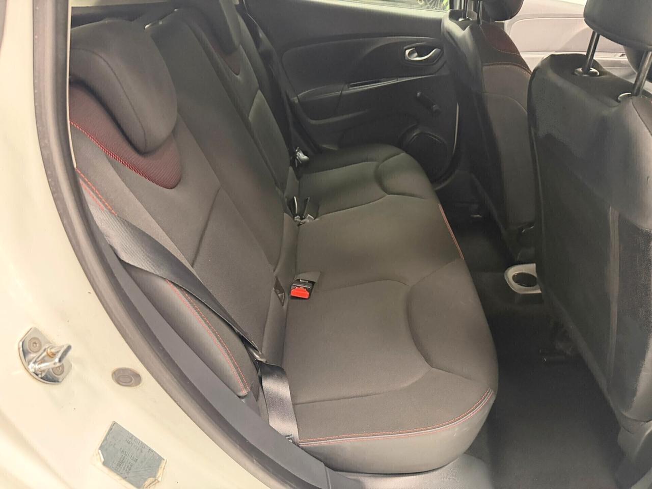 Renault Clio 1.5 dCi 75CV AUTOCARRO 4 POSTI 2015