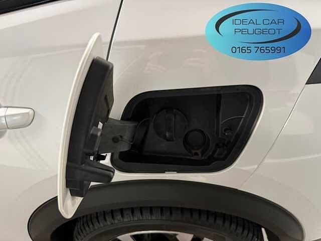 Peugeot 2008 PureTech 130 S&S GT