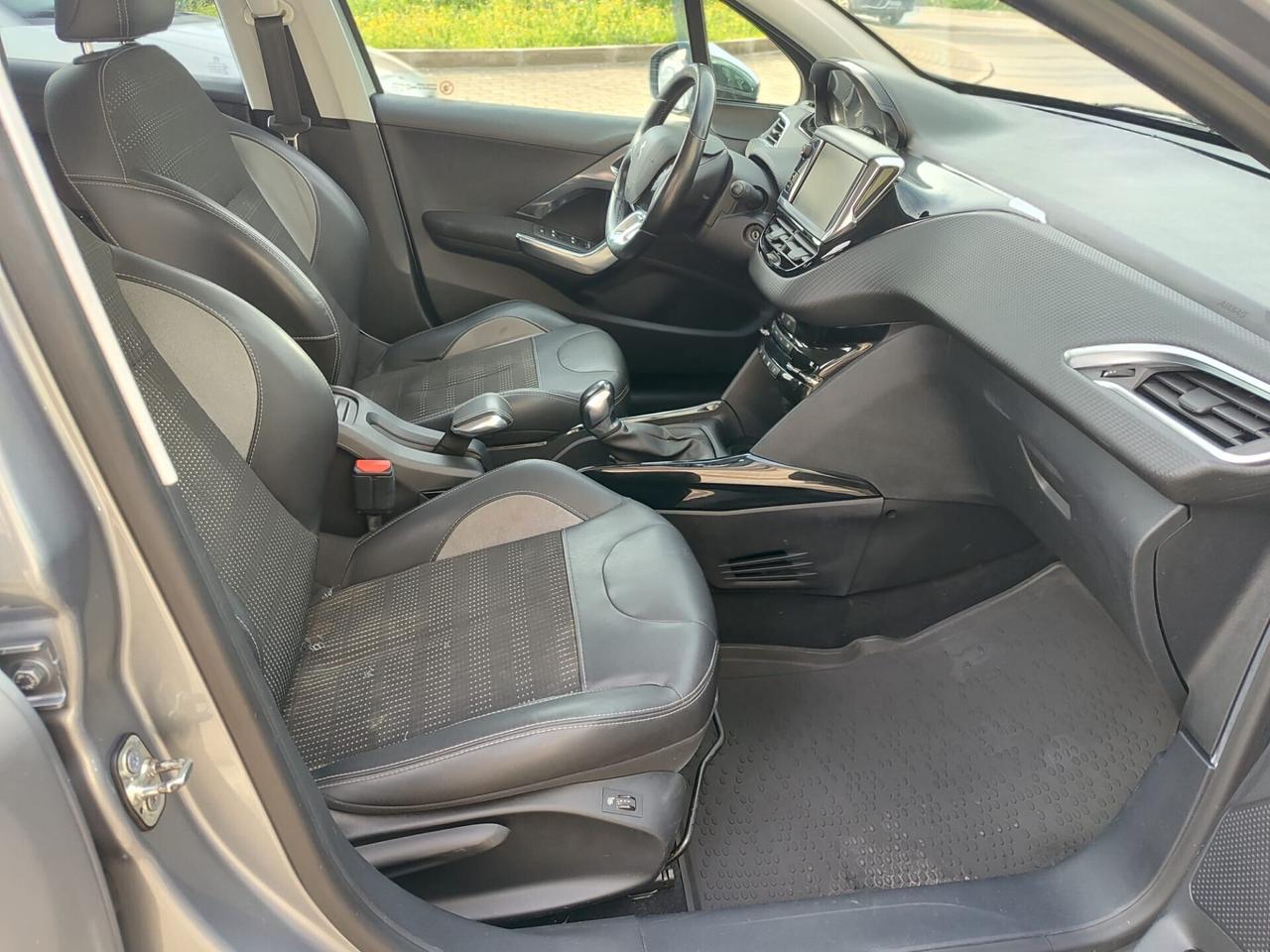 Peugeot 2008 1.6 BlueHDi 100 CV ALLURE 2016