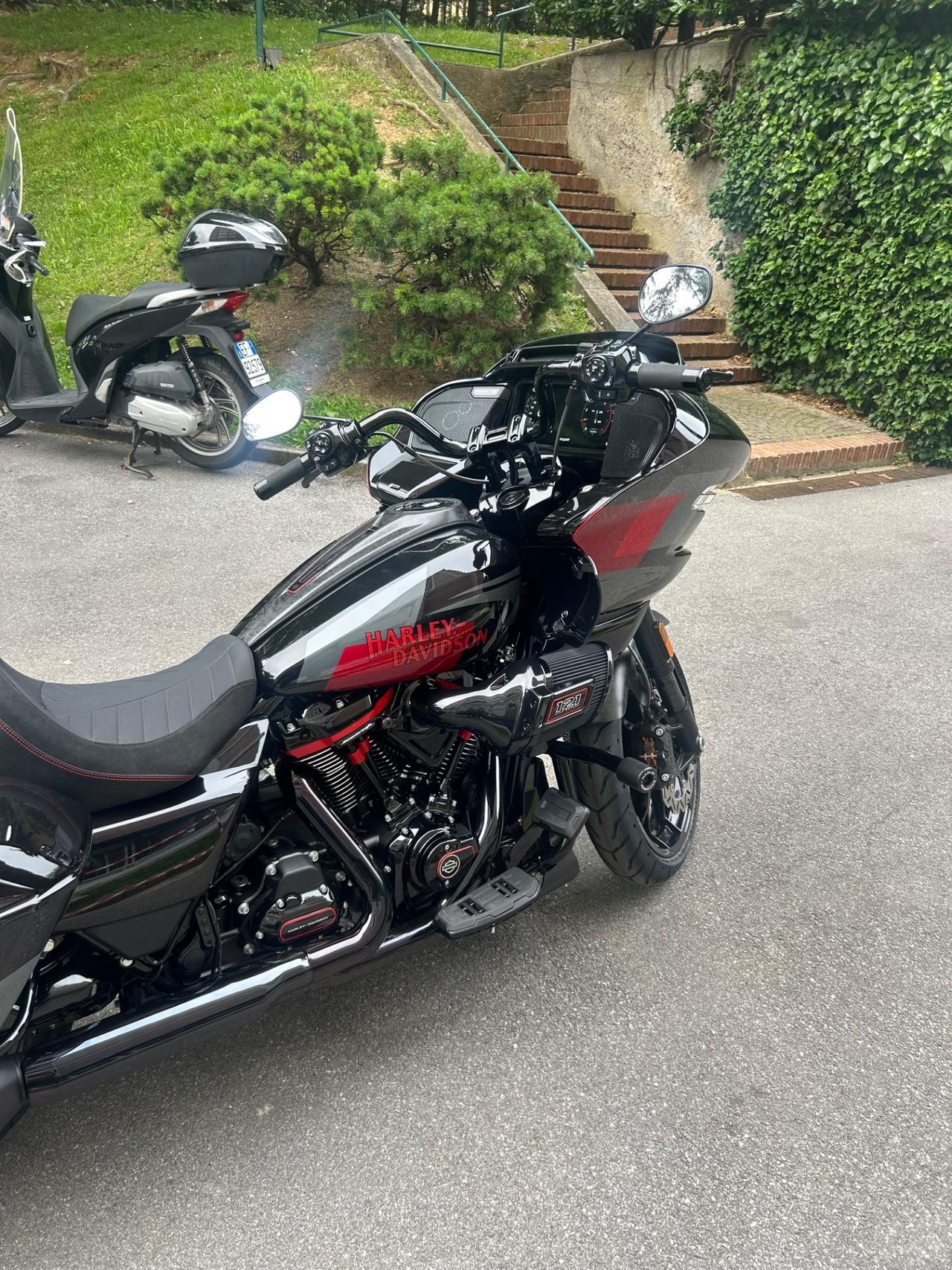 Harley-davidson CVO Road Glide Road Gilde cvo st