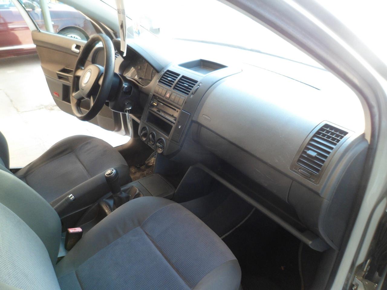 Volkswagen polo 1.2 benzina 5p neopatentati ful 06