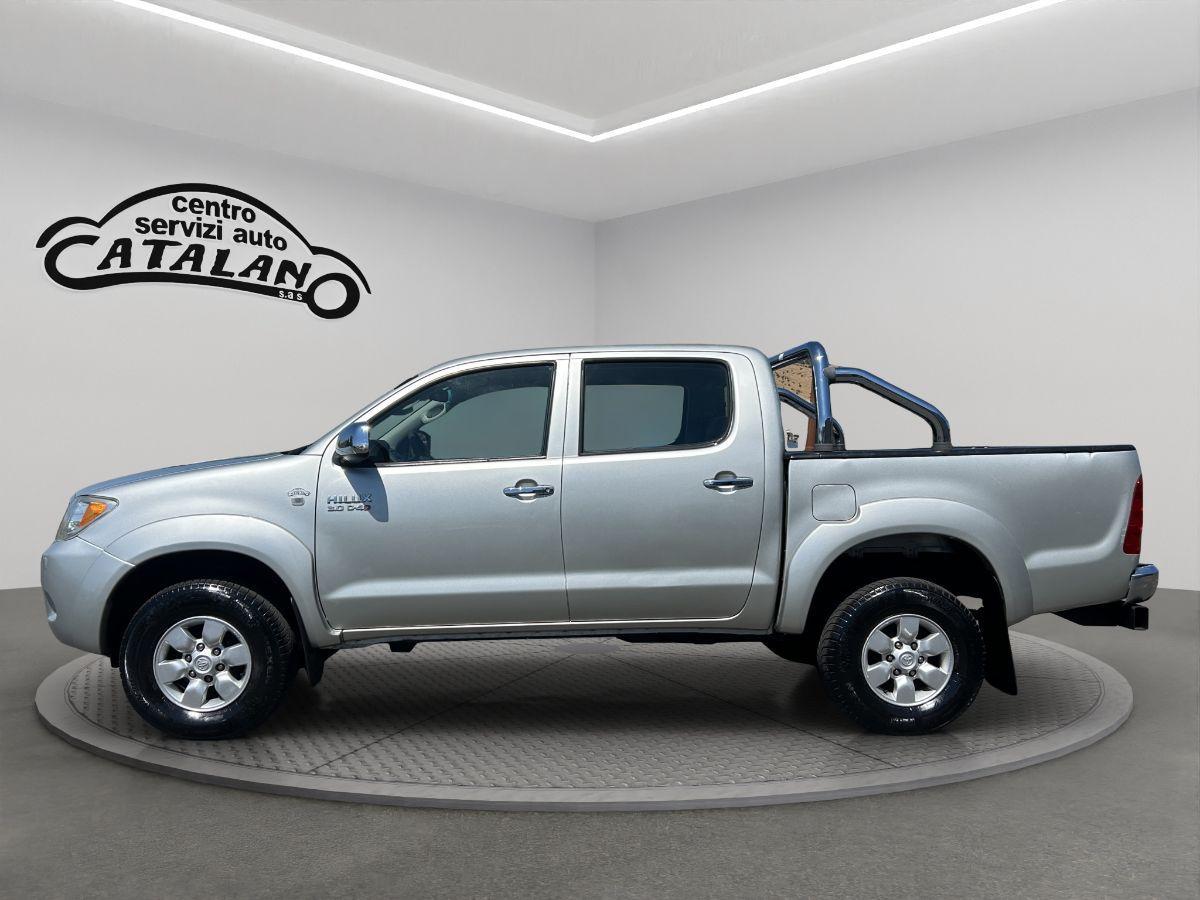 TOYOTA - Hilux - 3.0 D-4D 171cv 4WD 4p. Double Cab SR