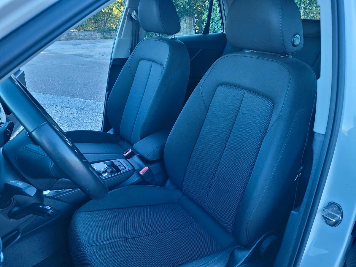 Audi Q2 30 TDI S line Edition