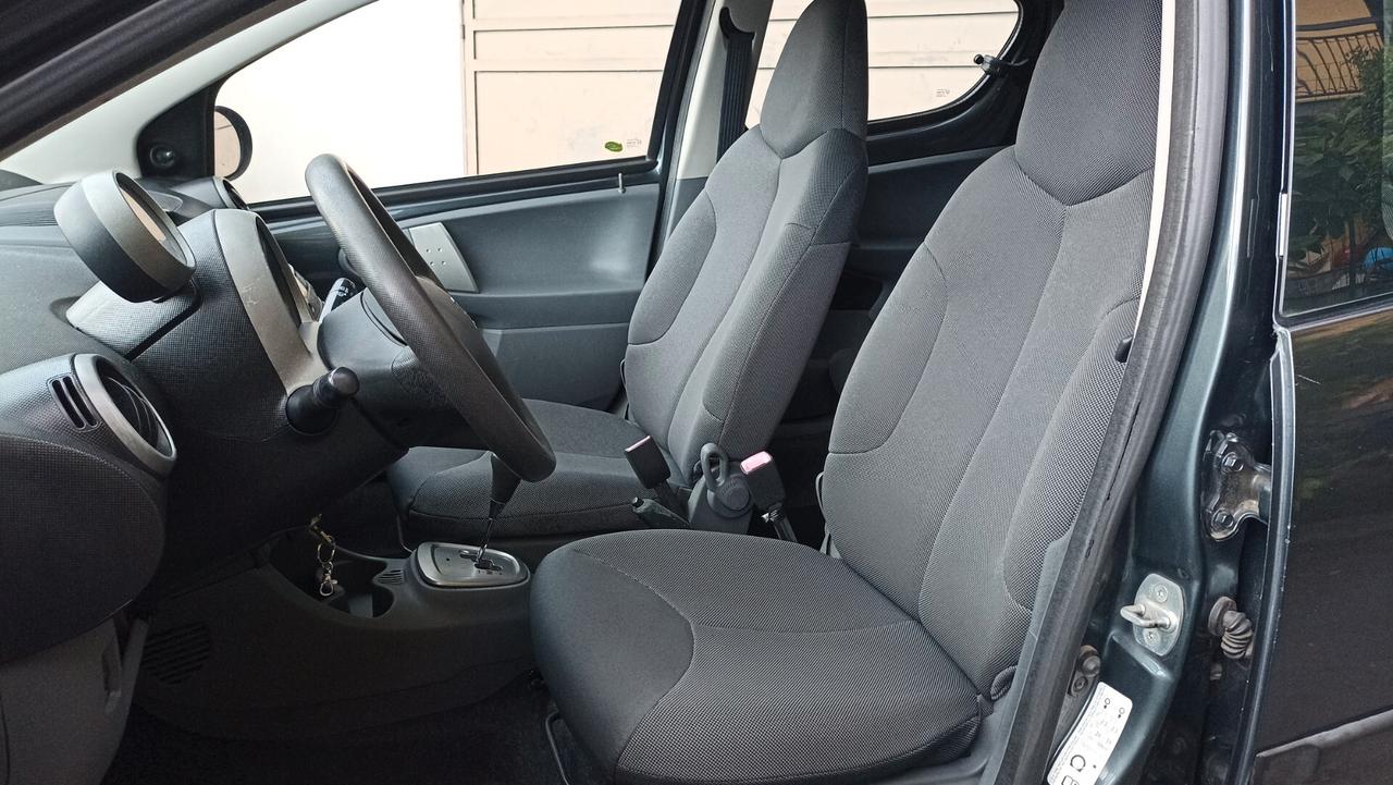Peugeot 107 1.0 68CV 5p. Plaisir 2Tronic