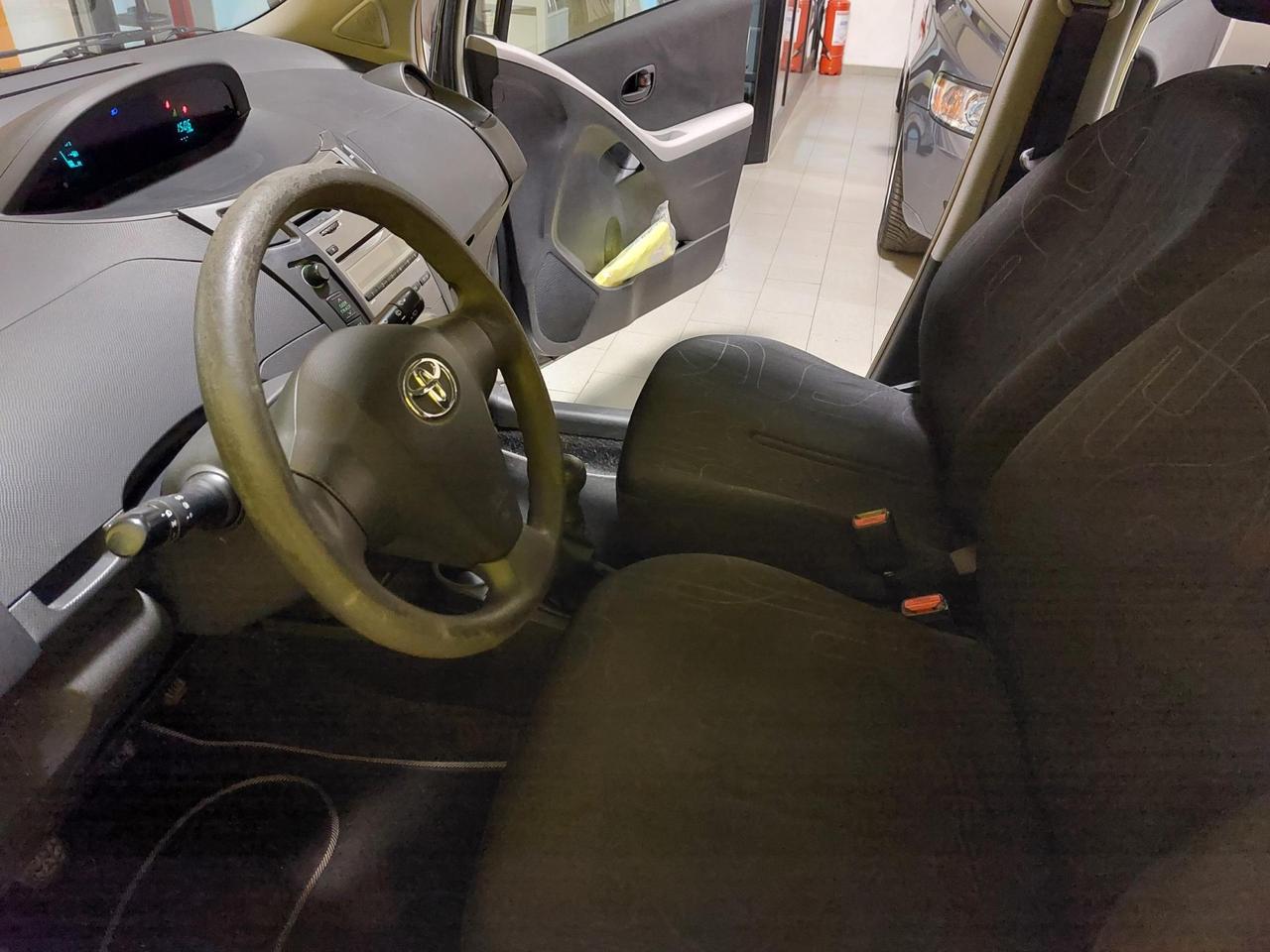 Toyota Yaris 5 Porte Yaris 5p 1.0 Now my10