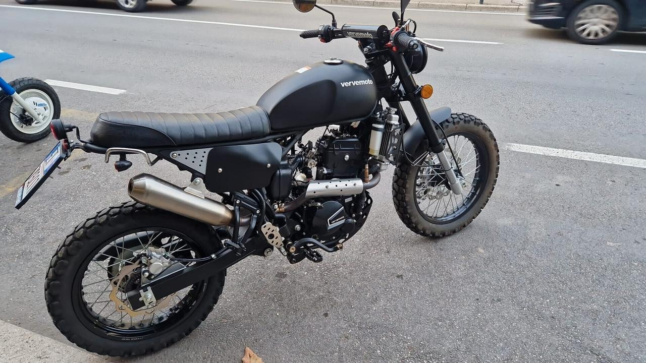 VERVE MOTO TRACKER 250 C.C.