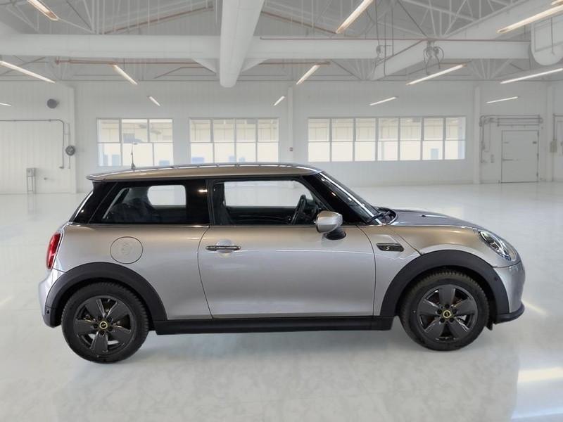 MINI COOPER SE SE ESSENTIAL AUTO 3 PORTE BERLINA