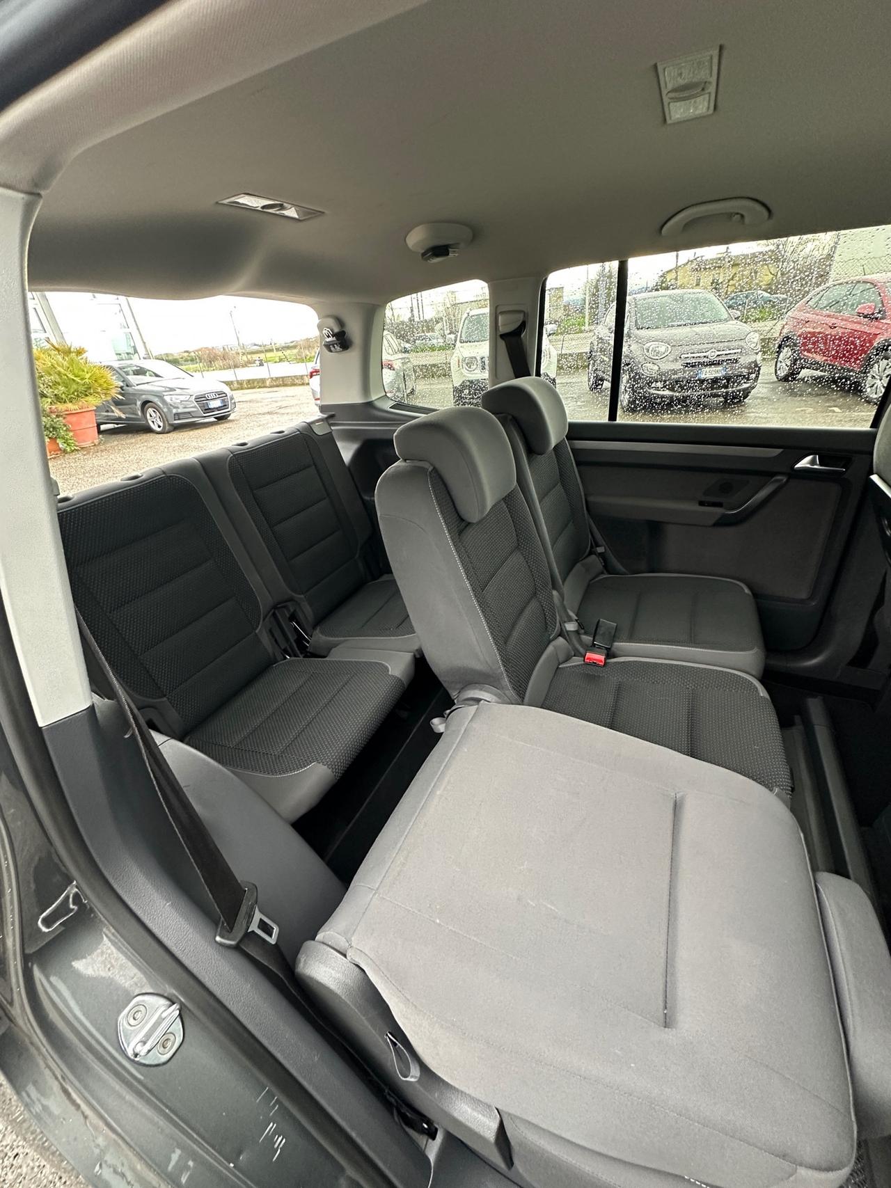 Volkswagen Touran 1.6 TDI DSG 7 posti Comfortline - 2013