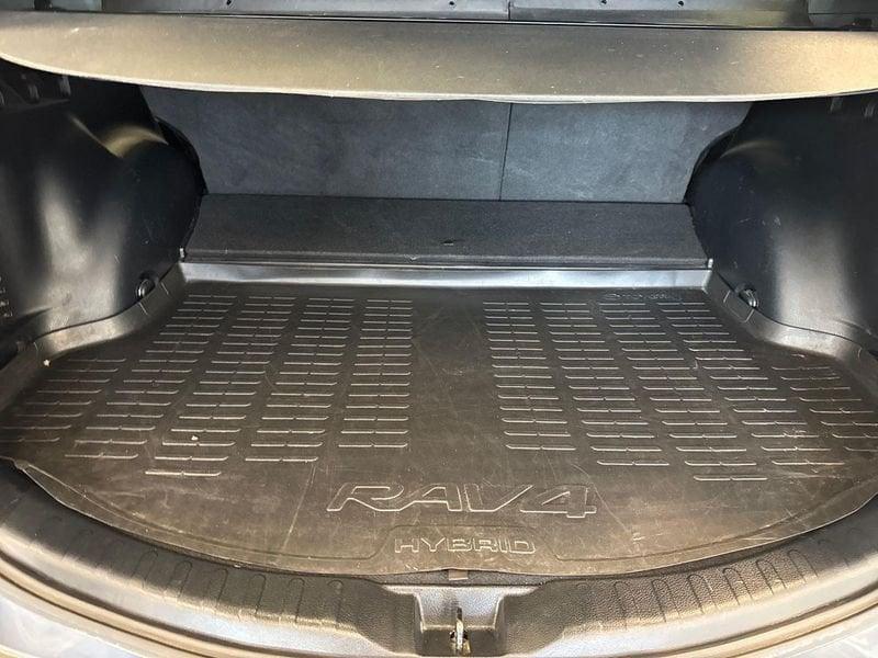 Toyota RAV4 Hybrid 2.5 HV 197cv E-CVT Dynamic 4WD
