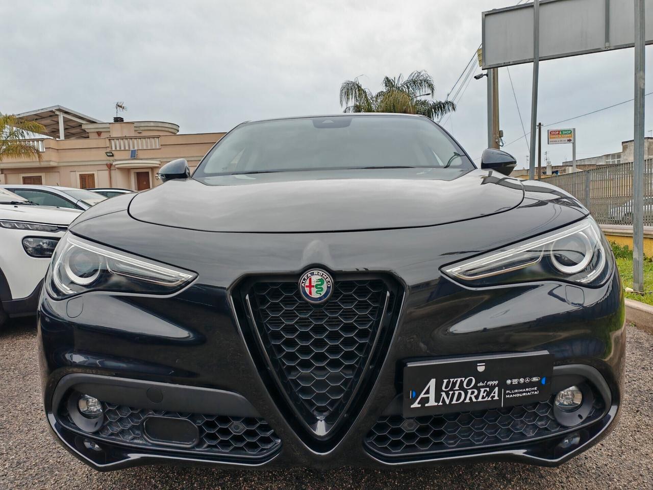 Alfa Romeo Stelvio 2.2 190cv Bleck Edition 2021