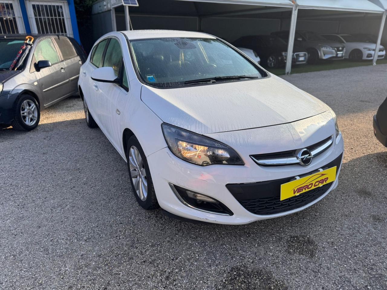 Opel Astra 1.4 Turbo 140CV 4 porte Cosmo Fleet