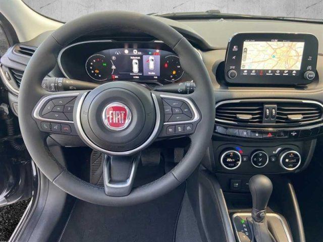 FIAT Tipo 1.5 Hybrid DCT SW Cross