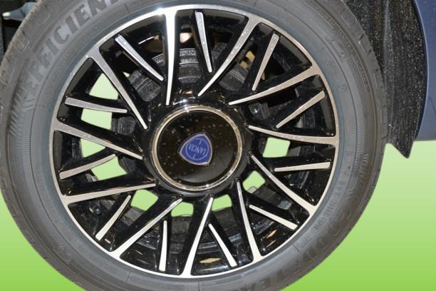LANCIA Ypsilon 1.0 FireFly 70cv Start&Stop Hybrid PLATINO